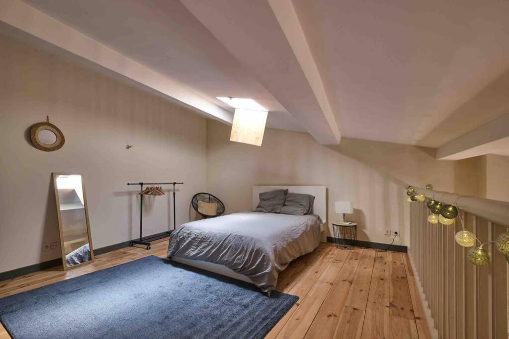 קרקסון Centre Ville Appartement 75M2, Avec 3 Chambres מראה חיצוני תמונה