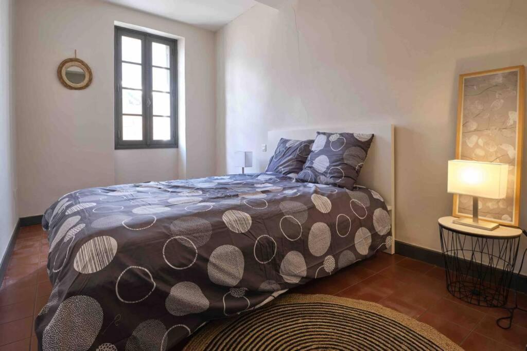 קרקסון Centre Ville Appartement 75M2, Avec 3 Chambres מראה חיצוני תמונה
